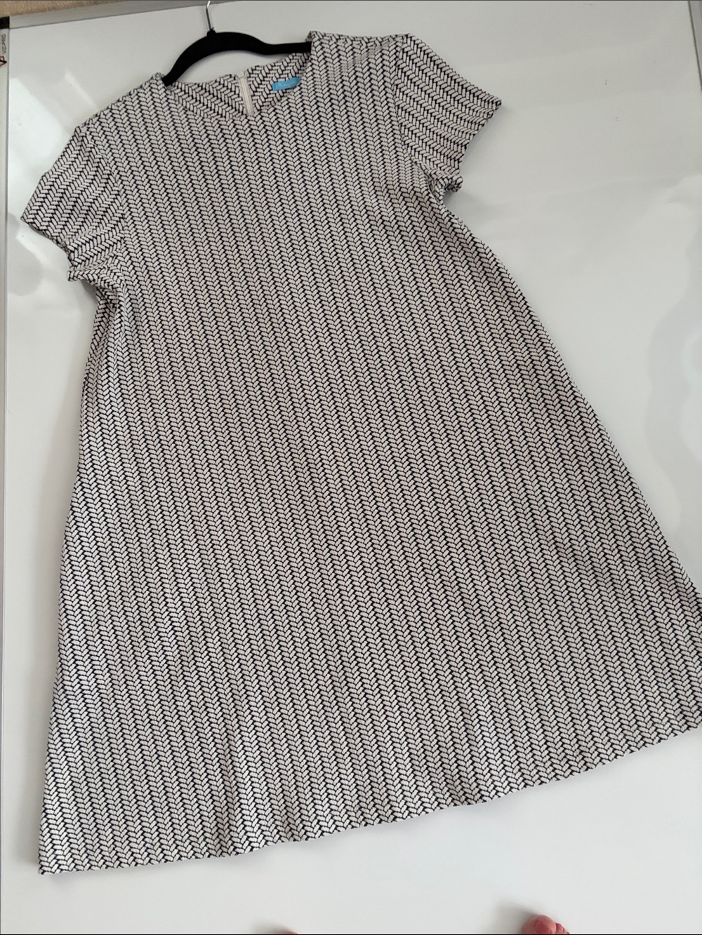 J McLaughlin knit Jacquard Cap Sleeve Swing Dress Large